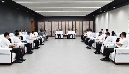 【会员动态】张国华与理事单位中国铁塔股份有限公司董事长张志勇一行举行工作座谈